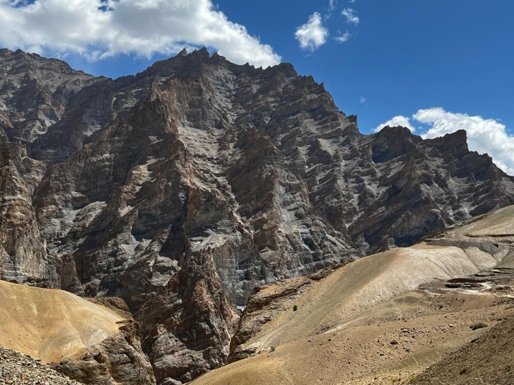 54 Piekno golych skal